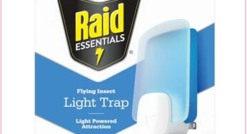 Grab Raid Essentials Flying Insect Light Trap Starter Kit (Chemical FREE), Just $8.98 at Walmart (Reg $19)!!!